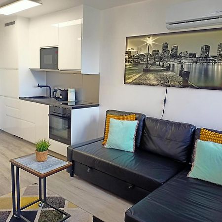 Apartament Z Balkonem Gliwice Mewy, Klimatyzacja Bagian luar foto