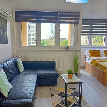 Apartament Z Balkonem Gliwice Mewy, Klimatyzacja Bagian luar foto